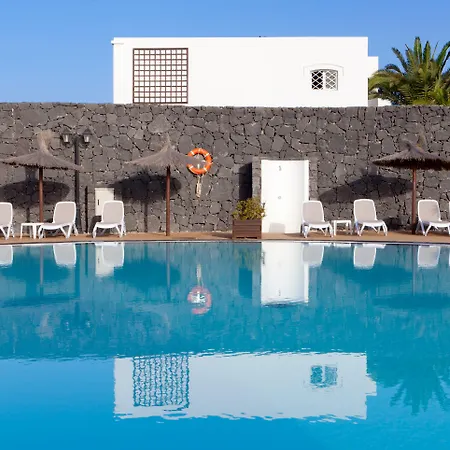 Livvo Coloradamar * Playa Blanca (Lanzarote)